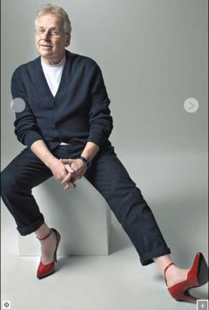 Daniel_Cohn_Bendit_en_talons.png, fév. 2013